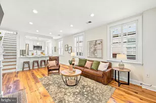 328 Spruce St, Philadelphia, PA 19106 - Photo 1