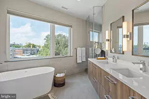527 Brown St, Philadelphia, PA 19123 - Photo 23