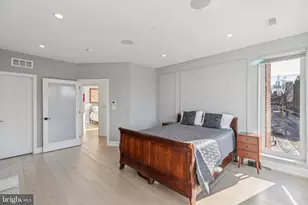 527 Brown St, Philadelphia, PA 19123 - Photo 21