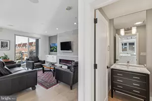527 Brown St, Philadelphia, PA 19123 - Photo 13