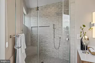 527 Brown St, Philadelphia, PA 19123 - Photo 27