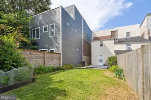 1217 E Oxford St, Philadelphia, PA 19125 - Photo 13
