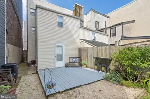 1217 E Oxford St, Philadelphia, PA 19125 - Photo 11