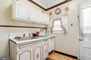1127 E Montgomery Ave, Philadelphia, PA 19125 - Photo 5