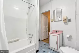 1127 E Montgomery Ave, Philadelphia, PA 19125 - Photo 13