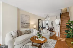 2438 Meredith St, Philadelphia, PA 19130 - Photo 3
