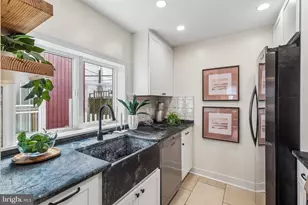 2438 Meredith St, Philadelphia, PA 19130 - Photo 7