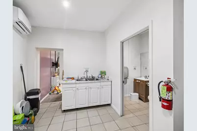2563 Germantown Avenue, Philadelphia, PA 19133 - Photo 11