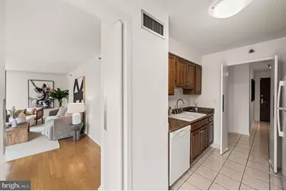 2018 Walnut Street #5B, Philadelphia, PA 19103 - Photo 13