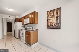 2018 Walnut St, Philadelphia, PA 19103 - Photo 11