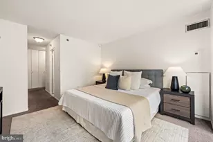 2018 Walnut St, Philadelphia, PA 19103 - Photo 15