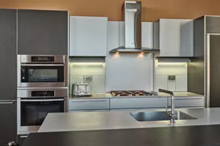 210 W Washington Square, Philadelphia, PA 19106 - Photo 17