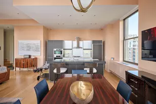 210 W Washington Square, Philadelphia, PA 19106 - Photo 15