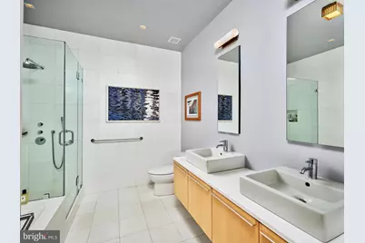 210 W Washington Square #8SE, Philadelphia, PA 19106 - Photo 27