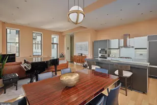 210 W Washington Square, Philadelphia, PA 19106 - Photo 13