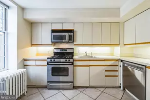 4543 Baker St, Philadelphia, PA 19127 - Photo 7