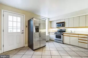 4543 Baker St, Philadelphia, PA 19127 - Photo 7