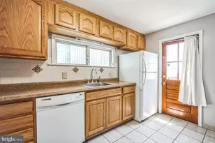 239 Lemonte St, Philadelphia, PA 19128 - Photo 15
