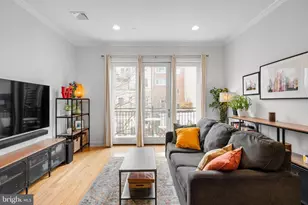 1903 Green St, Philadelphia, PA 19130 - Photo 5