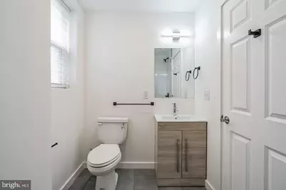 407 S 42nd Street #3B, Philadelphia, PA 19104 - Photo 21