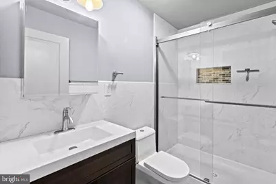 418 S 15th Street #1F, Philadelphia, PA 19146 - Photo 19