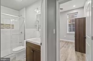 418 S 15th St, Philadelphia, PA 19146 - Photo 13
