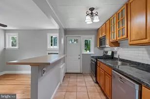 8324 Ridgeway St, Philadelphia, PA 19111 - Photo 9