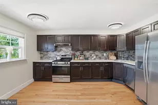 3718 Westhampton Dr, Philadelphia, PA 19154 - Photo 9