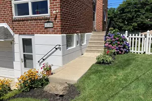 1338 Ascot Pl, Philadelphia, PA 19116 - Photo 3