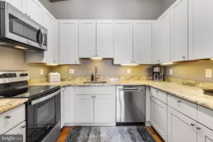 926 N 3rd St, Philadelphia, PA 19123 - Photo 15