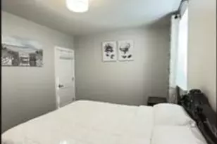 2545 S 9th St, Philadelphia, PA 19148 - Photo 3