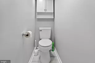 2545 S 9th St, Philadelphia, PA 19148 - Photo 35