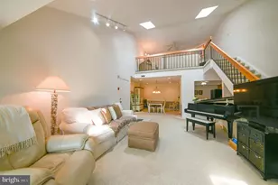 72303 Delaire Landing Rd, Philadelphia, PA 19114 - Photo 3