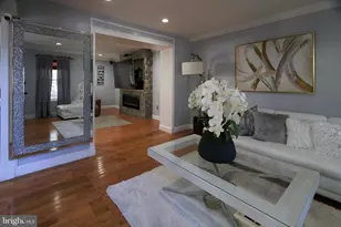 8905 Springview Rd, Philadelphia, PA 19115 - Photo 13
