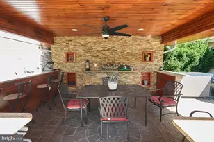 8905 Springview Rd, Philadelphia, PA 19115 - Photo 29