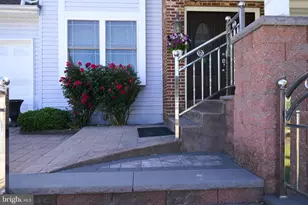 8905 Springview Rd, Philadelphia, PA 19115 - Photo 3