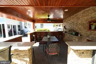 8905 Springview Rd, Philadelphia, PA 19115 - Photo 31