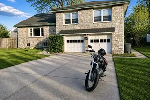 630 Cheswick Rd, Philadelphia, PA 19128 - Photo 1