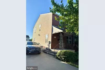 807 N 13th Street, Philadelphia, PA 19123 - Photo 3