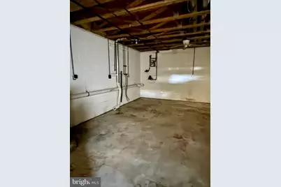 807 N 13th Street, Philadelphia, PA 19123 - Photo 19