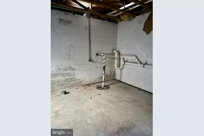 807 N 13th Street, Philadelphia, PA 19123 - Photo 21