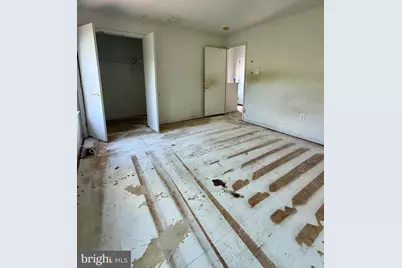 807 N 13th Street, Philadelphia, PA 19123 - Photo 13