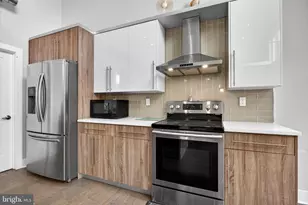 1526 Ridge Ave, Philadelphia, PA 19130 - Photo 7