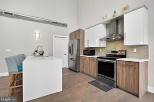 1526 Ridge Ave, Philadelphia, PA 19130 - Photo 9