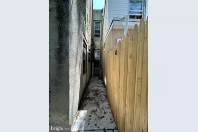 2030 S Bouvier Street, Philadelphia, PA 19145 - Photo 7