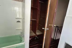 2030 S Bouvier St, Philadelphia, PA 19145 - Photo 15