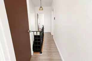 2536 S Fairhill St, Philadelphia, PA 19148 - Photo 7