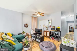 204 Ripka St, Philadelphia, PA 19127 - Photo 3