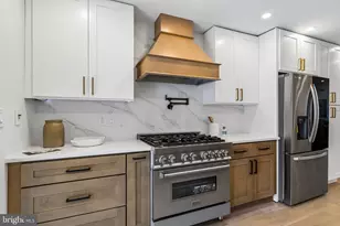 2239 Catharine St, Philadelphia, PA 19146 - Photo 9
