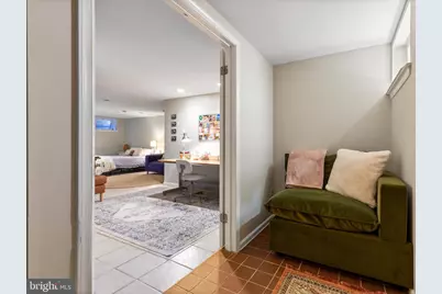 14 Newton Street #F27, Philadelphia, PA 19118 - Photo 17